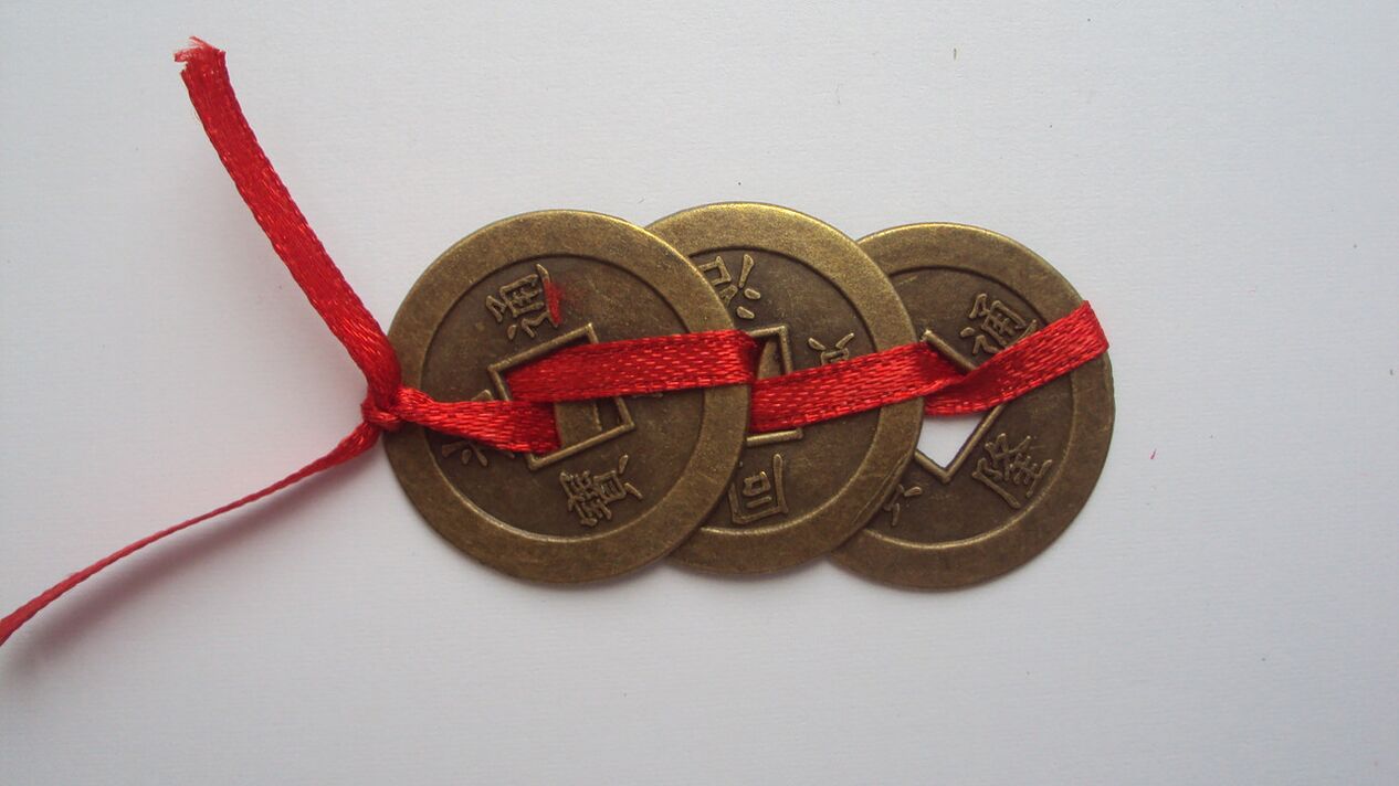 kiniškos laimės monetos
